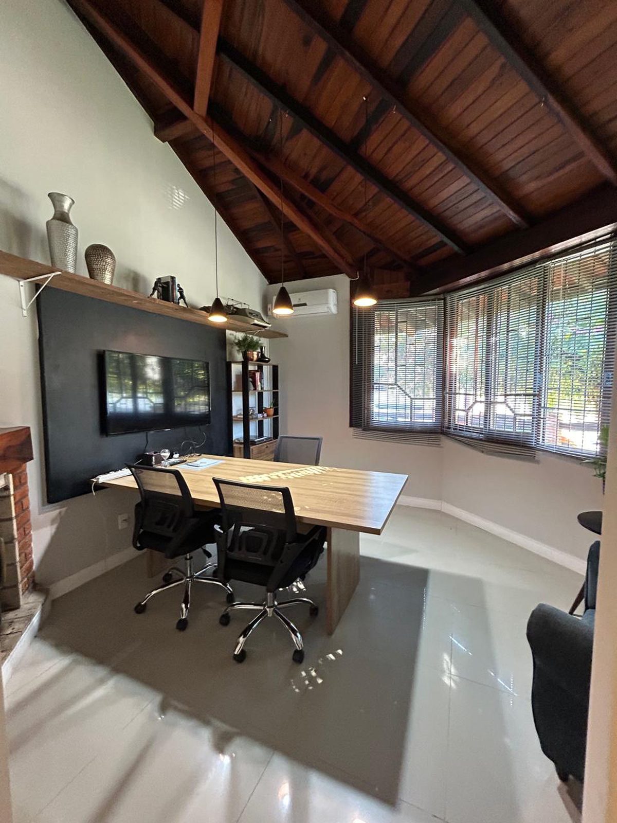 Sala de reunião do B232
